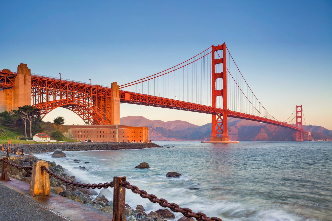 Doprovod pro našeho dalšího nového zahraničníh klienta CIZINCE- (nutná komunikativní AJ), hledáme doprovod na San Francisco - USA 🇺🇲  -pouze pro ty dívky co mají platné jestě ESTA, nebo projdou prověrkou imigračního.  San Francisco - USA